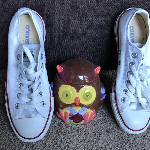 White converse low - Picture 1 of 4